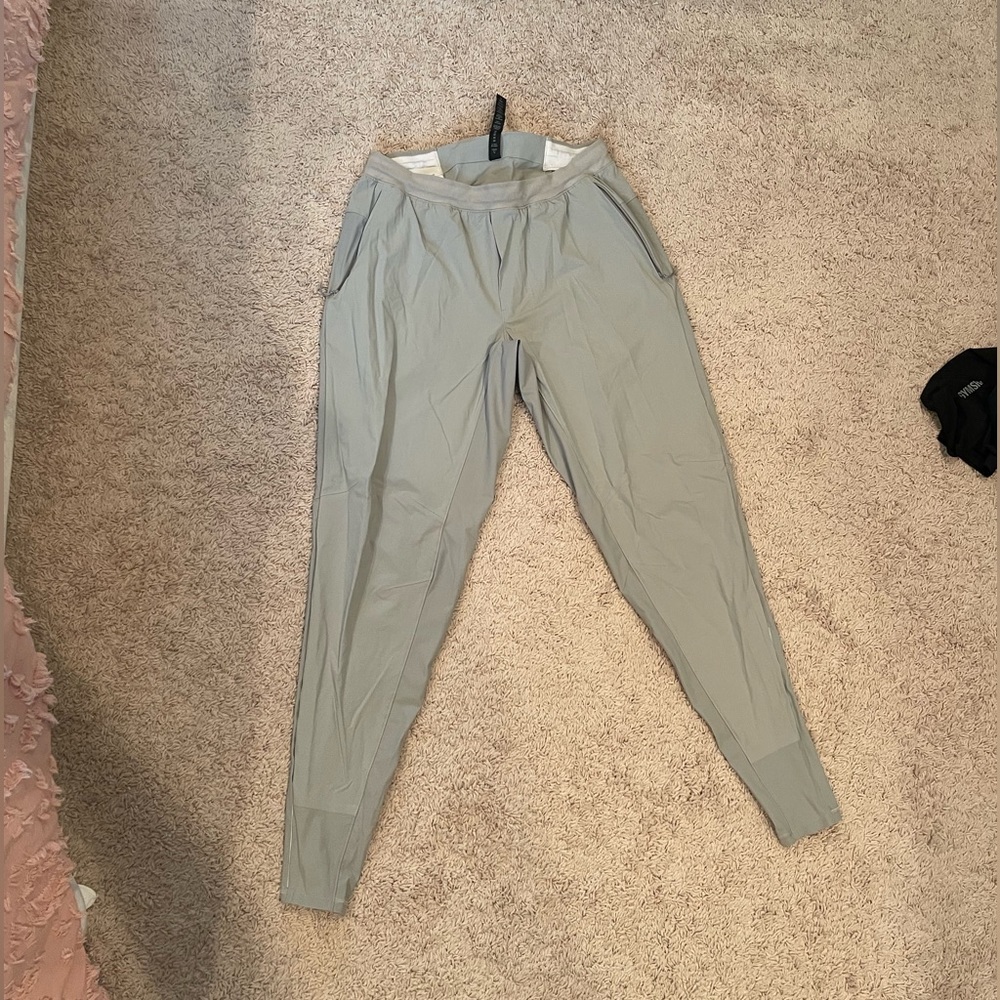 Lululemon surge joggers